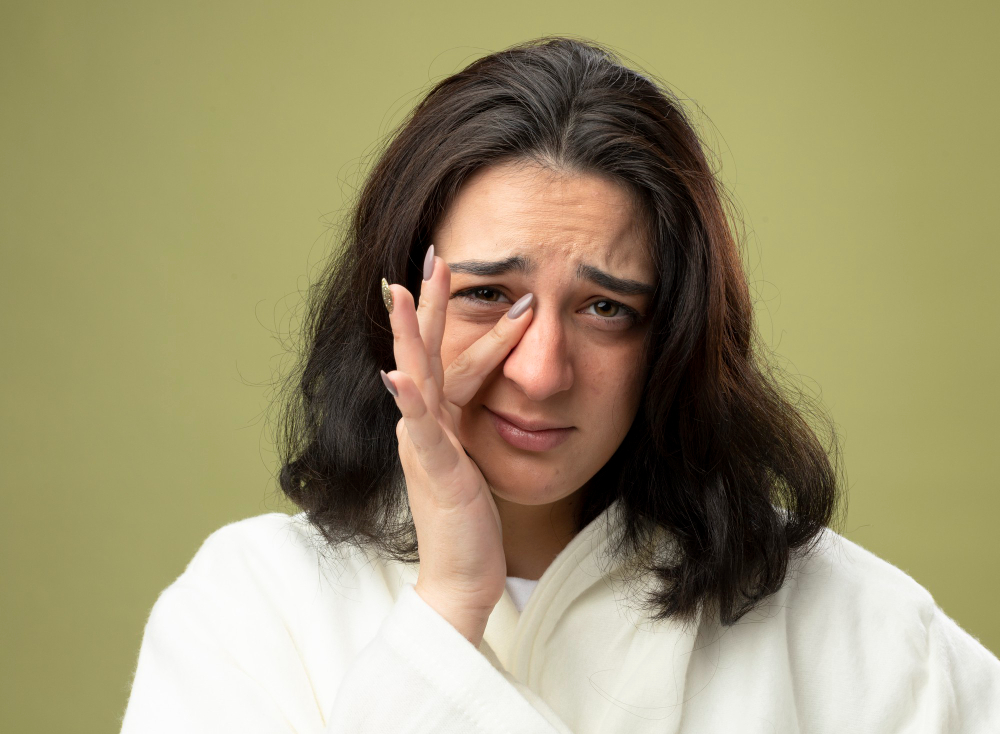 Dry Eye Disease vs Syndrome: What’s the Difference?